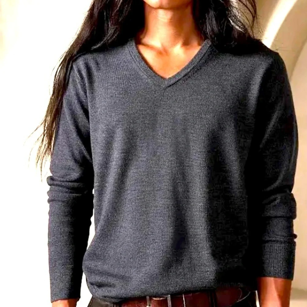 BANANA REPUBLIC Men's Merino Vee Sweater, gray